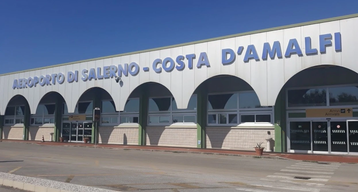 salerno amalfi coast airport